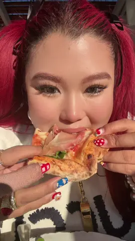 オーストラリアで爆食🇦🇺 日本でめちゃくちゃ流行ってるラブタイプ診断みんな教えて？！私は忠犬ハチ公🐶