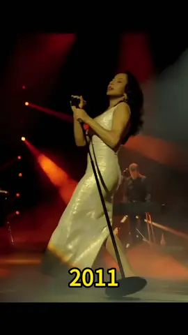 💫 “Her voice is the sweetest taboo… forever timeless.” 💔🕊️ #Sade #TheSweetestTaboo #SoulQueen #TimelessVoice #Legendary     