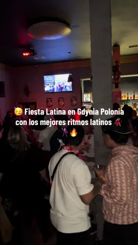 #FiestaLatina #latinosenpolonia🇵🇱🇨🇴 #amorysmistad🥰 #Gdynia #merengue 