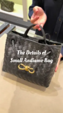 LOOK AT THE DETAILS‼️😍 Available at Bottega Veneta Plaza Indonesia Reach me through DM or whatsApp (‪+62 895‑2514‑2622‬) #newbottega #bottegaveneta #fyp #bottegavenetaindonesia #andiamobag 