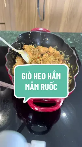 Lồng tiếng nghe sợ ma 😖😖#comnha #susu #review #nâunngoncungtiktok 