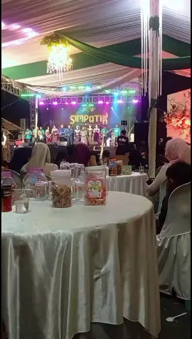 simpatik music lo ki #simpatikmusic #lmmultimediapro #klkaudio #nekadslighting #smoothrizapparel  @IRWAN KRISDIYANTO @LM_Multimedia Pro @KLK AUDIO @Simpatik Music Official @Laila Ayu @linda_ayunda @tiaraamorraaa2 @riaameliaandr_ @_putrianjani20 @aurasekar02  @gagas.erdi @ervinahhh 