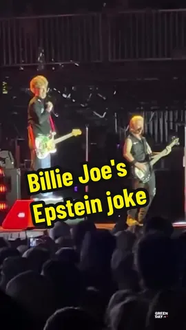 “There goes the Epstein files.” Billie Joe Armstrong joked after spotting a rocket crossing the sky at Ohana Fest 🚀 #greenday #billiejoearmstrong #starlink #elonmusk #epsteinfiles @Ohana Fest @Green Day 