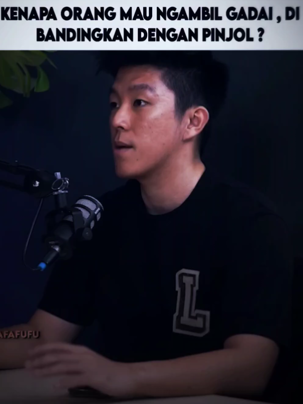 gadai atau pinjol #andrew8is #podcast #clips #gadai #pinjol 