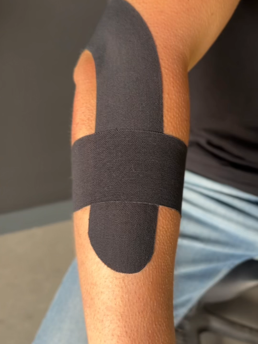 Try this taping to help with golfers elbow pain. Get yours in TikTok Shop now, or tap the link in our bio for the full range – we ship globally! 🌍✈️