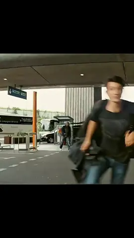 Hidup_tiba-tiba_berubah_setelah_turbulensi_✈️_#shorts#movie #fyp 