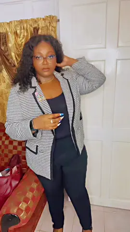 Who says the office can’t be a runway? From 9 to 5, it’s giving professional and stylish. Corporate baddie vibes only. 👑 #CorporateGirlie #OfficeOOTD #WorkStyleVibes #ChicAndProfessional #BossBabeEnergy