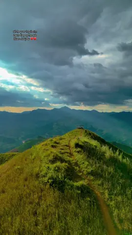 Ntshe yuav tag lawm tiag tiag og me nkauj hmoob aw #khosiab #tusiab #hmongtiktok #koosloos 