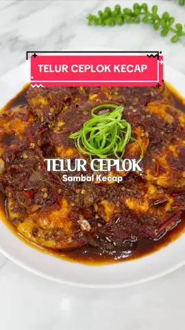 Menu akhir bulan yang asli nikmat dan enak buanget ! Cocok sih buat menu akhir bulan karena rasanya se mantul ituuu 🤤🥹 🍳 RESEP TELUR CEPLOK SAMBAL KECAP  Resep -8 buah telur -10 siung bawang merah -5 siung bawang putih -3 cabe merah besar -10 rawit -kecap manis ✏️ Cara membuat simak di video 🍳 Cookware by @idealifeonline_  📖 all resep by @idealifeonline.resep  IDEALIFE IL - 24A Wajan Telur Anti Lengket ✅ Size : 20 x 20 x 3.5Cm ✅ Terdapat 4 pembagi (lubang) ✅ Lapisan Marmer Anti Lengket ✅ Mudah untuk dituang dan dibalik ✅ Berkualitas Tinggi dengan 7 lapisan yang kuat ✅ Greblon C3+ German technology ✅ FDA Approved & PFOA Free ✅ Kompatibel dengan semua kompor masak (termasuk induksi) #menuakhirbulan #telursambalkecap #telurkecap #menuharian #idemenuseharihari