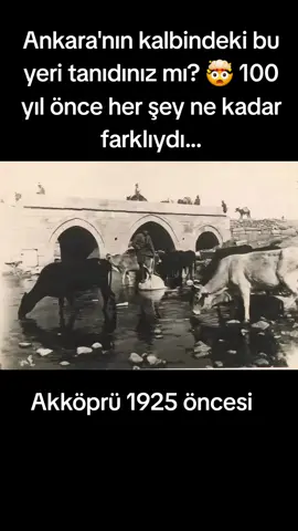 Ankara'da 100 yıl öncesine ışınlanıyoruz! ⏳ ​Burası tarihi Akköprü... Ne trafik var, ne de şehrin gürültüsü. Sadece Ankara Çayı'nın sakinliği ve gündelik hayatın huzuru. ✨ ​Peki, bu görüntü size ne hissettirdi? Yorumlarda buluşalım! 👇 ​• • • ​#Ankara #Akköprü #EskiAnkara #Tarih #Nostalji 