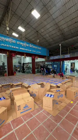 Replying to @ma.ra4932 ឡេខៀវចូលស្តុក Zoom មើលតិចទៅដឹងប្លែកត្រង់ណាហើយ my love#ឡេខៀវreview💙 