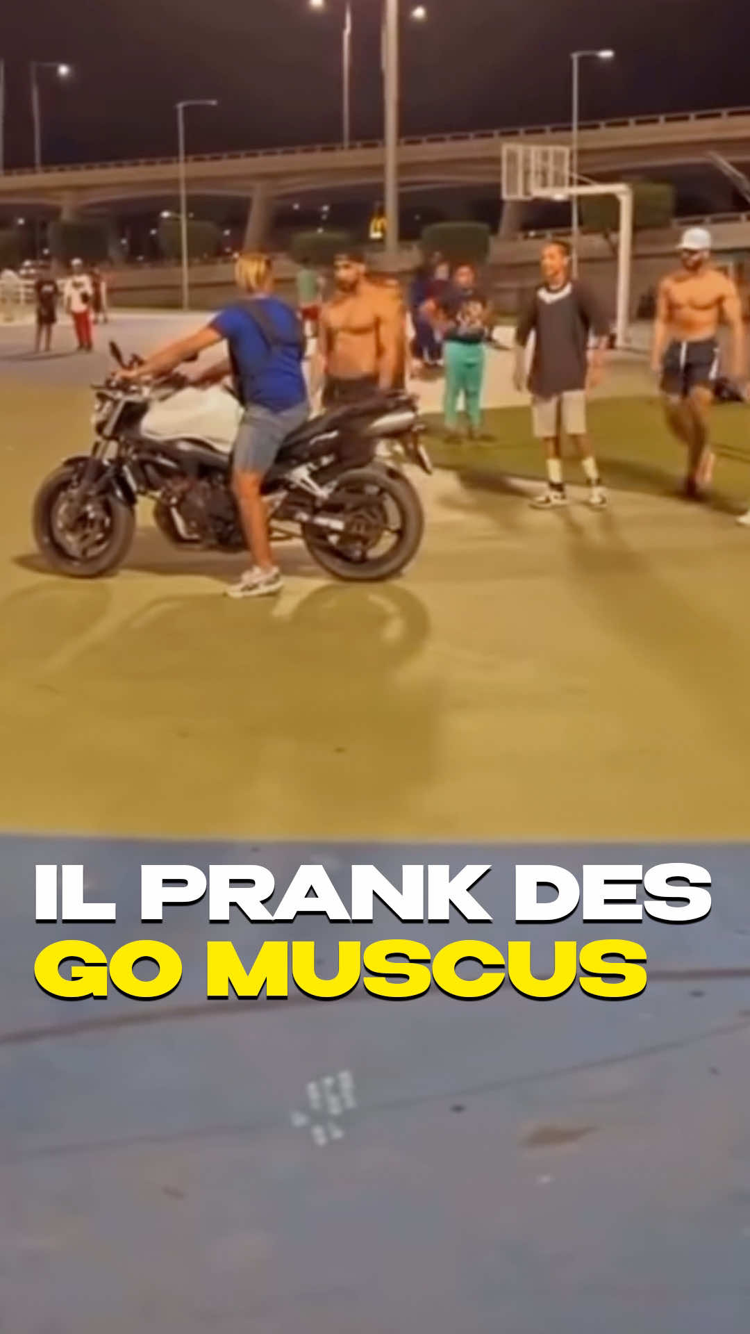 Il s’est régalé le gars en moto 🤣#humour #viral #pourtoi 