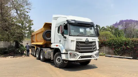 400 HP Howo NX 6x4 truck tractor and 30 ton tipper trailer available for sale in Harare  #zimtiktokers🇿🇼🇿🇼🇿🇼 #zimtiktok #howo 