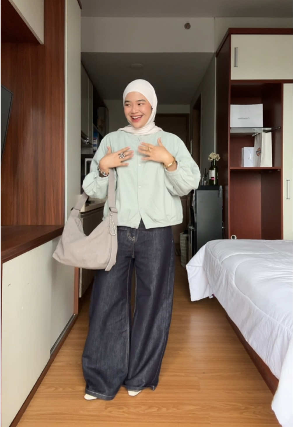 suede & woven details nya @Nubuk Bags soOo perfectt👏🏻  #outfitcheck 