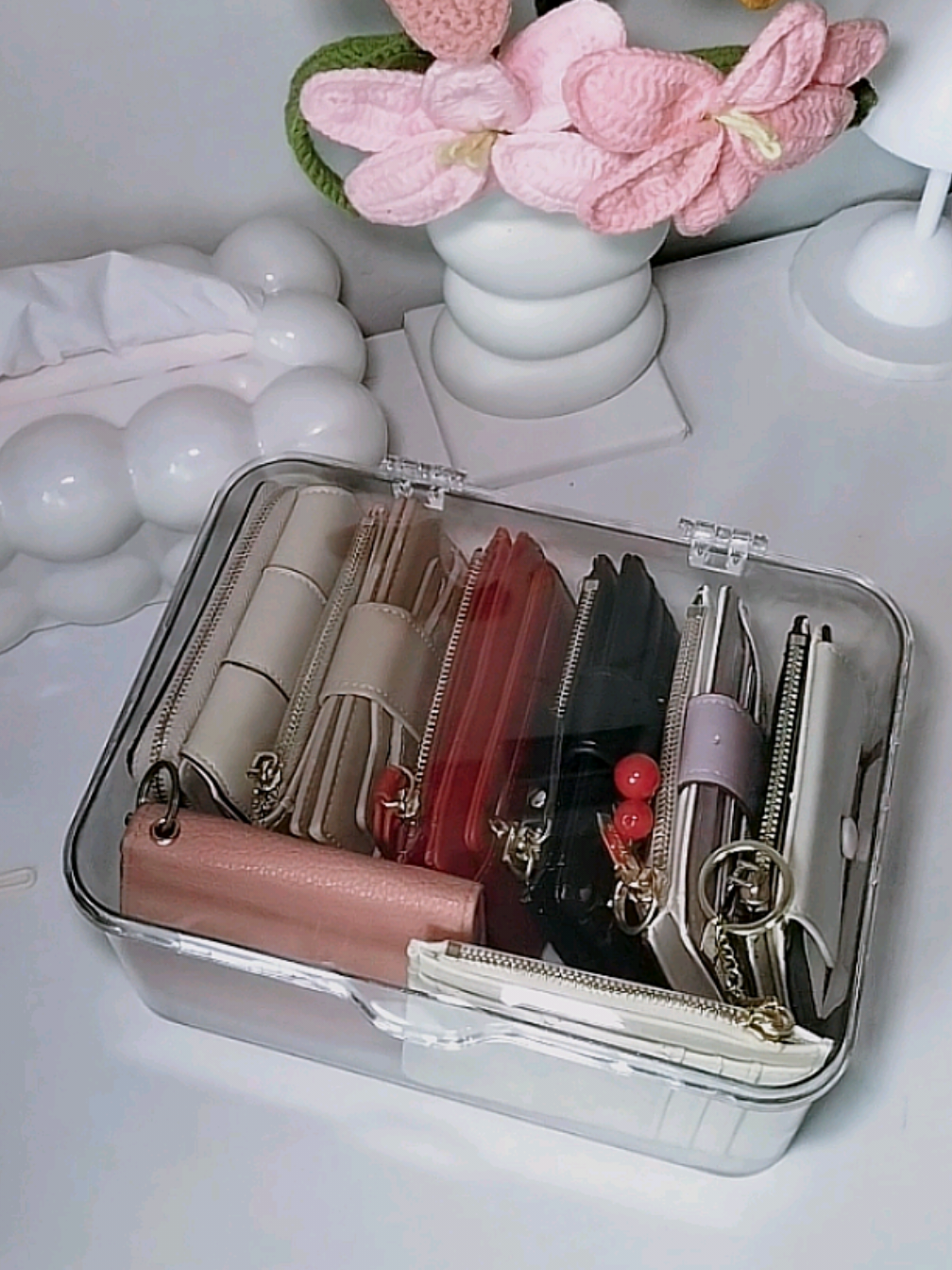 — this acrylic box is perf for organizing my wallets. It's sturdy, clear, and it keeps everything neat and easily accessible!✨🫶 #acrylicstoragebox #storagebox #dustproof #organizerideas #musthave 