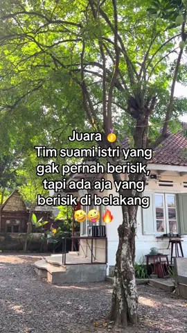 Upsss🤪 #fypシ #fypage #foryoupage #quotessuamiistri #fypシ゚viral🖤tiktok #fyp #fyppppppppppppppppppppppp #fypシ゚viral #rumahtanggabahagia 