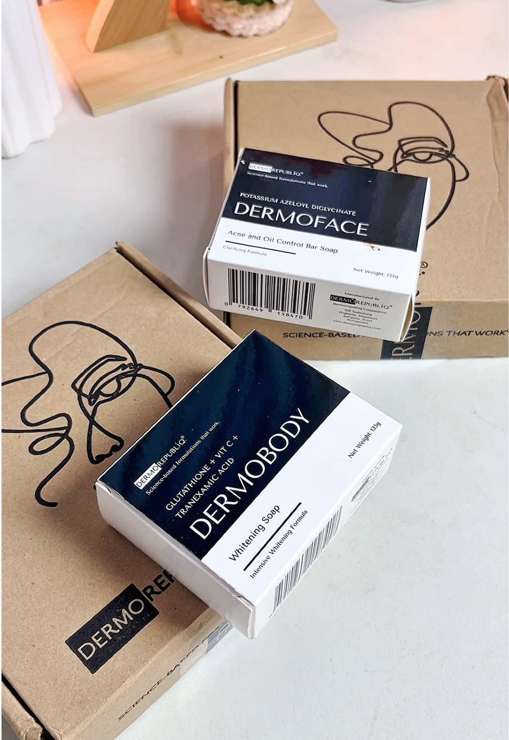 You finally found your new favorite soap gentle, glowing and made to care for your skin every day. #dermorepubliq #dermo #dermoface #dermobody #skincare 