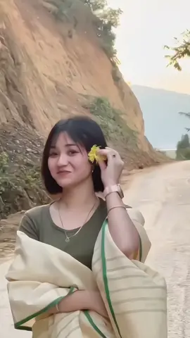 vibes 🌚🍂🌿🌜☘️#explore #reelifit #fyp #traditional #viralvideo #explorepage #follow #like #comment #shear #instergod #manipuritraditionaldress❤️ 