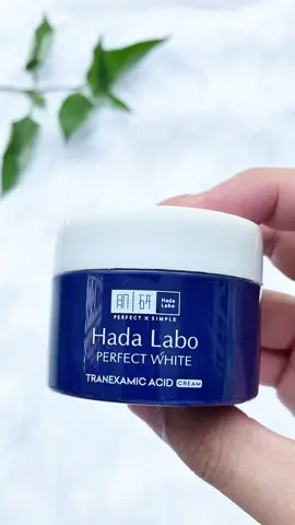 🌿 Không chỉ cấp ẩm, Hada Labo Perfect White Tranexamic Acid Cream 💧 còn hỗ trợ cải thiện thâ.m ✨, giúp bạn tự tin khoe mặt mộc.