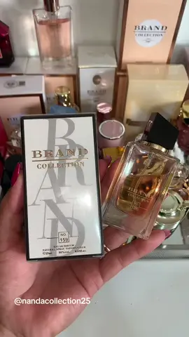 Inspiração Brand collection Libre😍 Uma fragância floral oriental,que revela a essência da mulher livre é segura de si. * * * #brandcollection#perfumefemino#cheirosa#perfume#contratipoperfume 