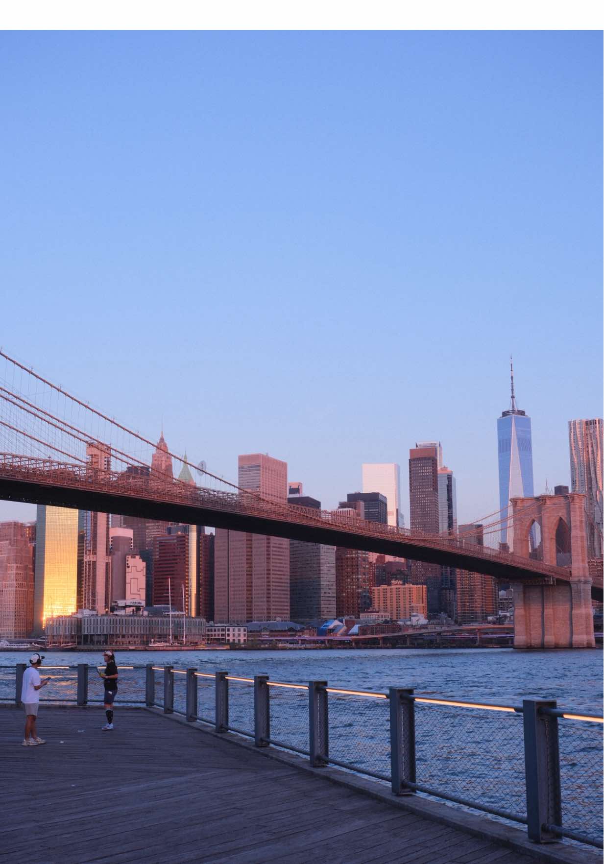 woke up at 6am to watch the sunrise in my favorite city 🌞🗽 #newyork #newyorkcity #nyc #sunrise 