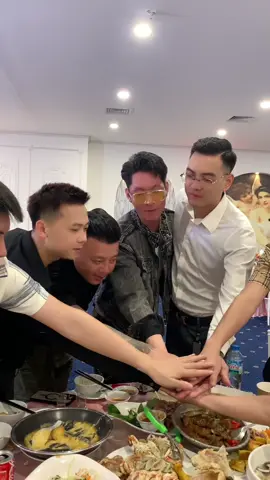 Trắng Tay Ta Còn Ai (demo) Một sáng tác của A Tổ viết tặng Anh Huấn Hoa Hồng... #ato #atogagiangho #atomusic #trangtaytaconai #xuhuong 