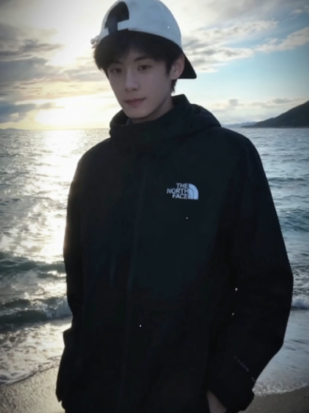 ảnh Al mà tưởng thật 😵‍💫 #刘佳梁 #luugialuong #liujailiang #gialuong #xuhuong 