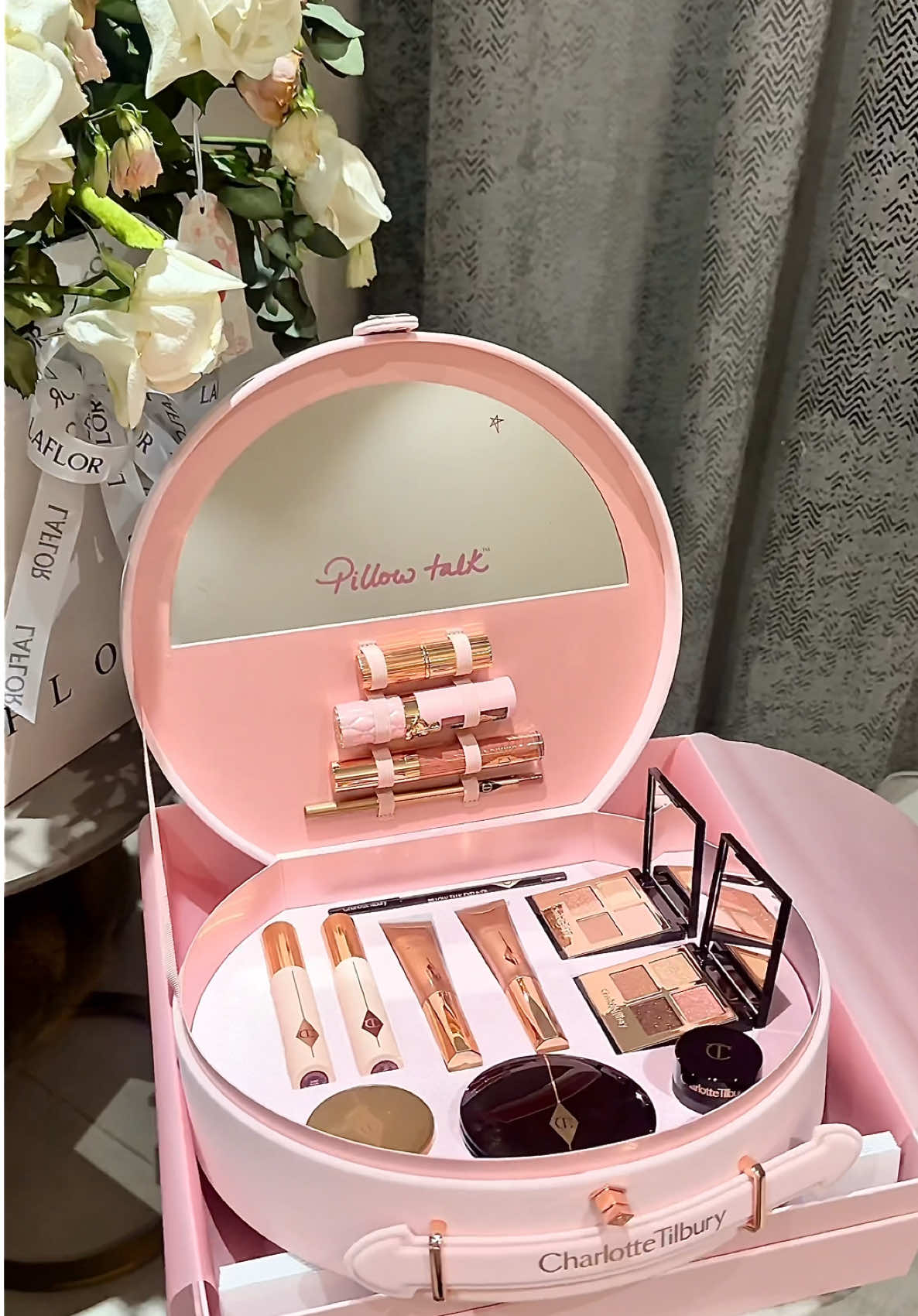 ࣪𖤐 ⋆✴︎˚｡⋆ 𓃴⋆｡𖦹°⭒˚｡⋆  Charlotte Tillbury - PILLOW TALK DREAMS COME TRUE 🩷🐚🎀  @Charlotte Tilbury   #fyp #makeup #charlottetilbury #holiday #pink
