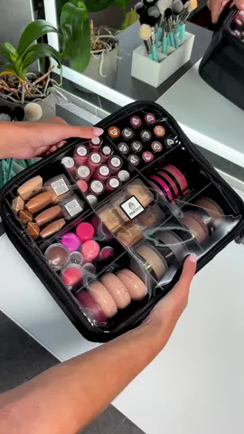 📦 Unbox with me 📦 MY BIG CANVAS BAG is spacious, structured, and surprisingly lightweight. 🎧 Sound on for the ASMR feels as we pack it full of kit essentials 👀 How much do you think fits inside? #mykitco #asmrpacking #makeupartist #mua