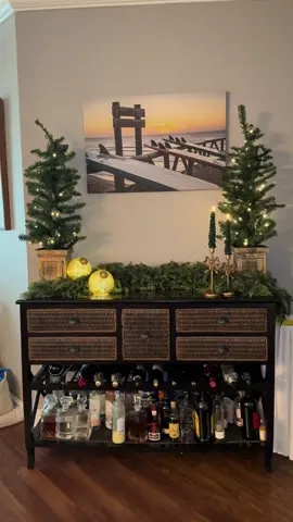 Deck the halls with timeless greenery 🌲✨ This set of 2 six-foot Real Touch Cedar Garlands adds instant Christmas charm—whether draped across your mantel, table, or entryway. Indoor or outdoor, they stay lush and festive all season long 🎄💚 #ChristmasDecor #garland #christmasdecorations #holidaydecor #christmasdecorating  @flowerstattostudio 