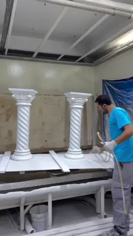 Poliüretan Burgulu Yılanlı Sütun ve Roma Sehpa Modelleri sütun imaltı üretimi Klasik mimarinin zarif detaylarını modern üretim teknikleriyle buluşturan poliüretan burgulu yılanlı sütunlar ve Roma sehpa sütun modelleri, dekoratif uygulamalarda estetik çözümler sunar. Özel tasarım detaylara sahip bu sütunlar, hem iç hem de dış mekânlarda güçlü bir görsellik kazandırır. Poliüretan malzemenin hafif, dayanıklı ve uzun ömürlü yapısı sayesinde uygulaması kolay olan bu sütun modelleri, macun ve boya ile kişiye özel renklendirilebilir. Burgulu ve yılanlı desenler, mimari yapılara dikkat çekici bir karakter kazandırırken; kısa Roma sehpa sütunları dekoratif mobilya ve iç mekân tasarımlarına şıklık katar. Villa, otel, kamu binaları ve özel projelerde tercih edilen bu ürünler, klasik Roma tarzının zarif estetiğini günümüz mimarisine uyarlayarak mekânlara prestijli bir görünüm kazandırır. 📍 Adres ve İletişim Polyes Dekorasyon İnş. Plastik San. ve Tic. Ltd. Şti. DERİ OSB MAH, KAZLIÇEŞME CD. NO:36, 34956 DERİ OSB/TUZLA/İSTANBUL 📲 WhatsApp: +905425423278 | +905425423270 📞 Tel: +90 850 303 22 74 | +90 850 303 22 17 📧 info@polure.com.tr 🌐 polure.com #Poliüretan #PoliüretanSütun #BurguluSütun #YılanlıSütun #RomaSütun #RomaSehpa #DekoratifSütun #SütunModelleri #Sütunİmalatı #PoliüretanDekorasyon #MimariDetay #KlasikMimari #ModernMimari #YaratıcıMimari #OtantikDekor #HomeDesign #HomeDecor #InteriorDesign #InteriorDesigner #Interiors #InteriorDecoration #ExteriorDesign #DecorIdeas #Decor #Decoration #DesignInspiration #DesignLovers #Architecture #Architectural #ArchitectureLovers #ModernDekorasyon #KlasikDekorasyon #ElegantDesign #CreativeDesign #DesignerLife #Render #3D #Spaces #LuxuryDesign #LuxuryLiving #DreamHome #DreamDesign #Kesfet #Kesfetteyiz #polyurethane #mimari #architecture #poliüretan