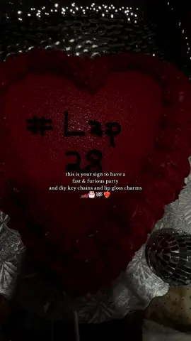 Fast & Furious Birthday Party with DIY key chains & lip gloss charms 🏎️🪩🏁 #f1 #birthdaypartyideas #fastandfurious 