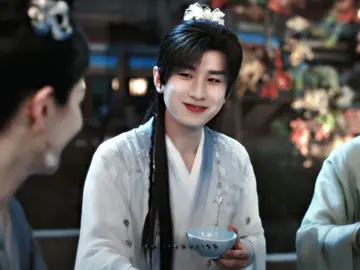 Những khoảnh khắc vui vẻ khó quên của Tiêu Thu Thuỷ bên Tiêu Gia và các sư huynh đệ hội Nghĩa sĩ Thần Châu. #ThanhNghi #ChengYi #phosonhai #tieuthuthuy #成毅 