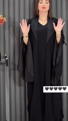 #عبايات_سوداء #عبايات_فخمة #عبايات_اماراتيه #عبايات_كويتيه #عبايات_مناسبات 