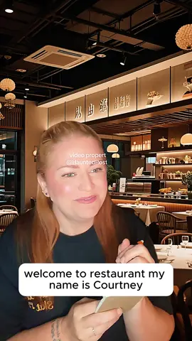 Karen Baron's Ridiculous Restaurant Rant 💥🍽 #customersbelike #povs #waitress #serverlife  #customerserviceproblems #fypシ #togo #foryou #storytime #waiter #story #serverproblems #hostesstiktok  #restaurante #serviceindustry #host #pov #worklife #server #serviceindustryproblems #servertok #karensoftiktok  #hostessproblems #restaurantlife #tiktok #hauntedpostcard #pyf #fyp #greenscreen #servertiktok #work #karens  #restaurant #customerservice #fy #hostess