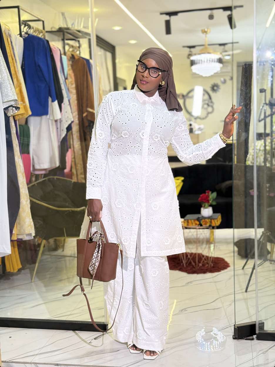 KYA Set 🤍 La pièce qui élève ta garde-robe pudique … Élégance & confort en un seul ensemble . 🏷️ 25.000frs  🏷️ 2.000frs  📞 00221778820709 #tiktoknews #tiktoksenegalaise🇸🇳 #videoviral 