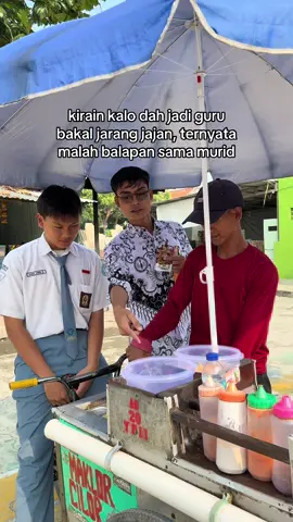 murid beli 5rb kita beli 6rb, biar tetep lebih banyak😭