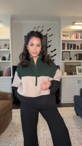 I love a good cozy outfit #fall #OOTD #minimalistoutfits 