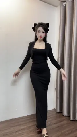 Thề là e mê set nè lâu lắm rồi ạ ☺️☺️ sang, tôn dáng điênggg lun 🥲🥲 #xh #xuhuongtiktok #xuhuong #fyp #outfits 