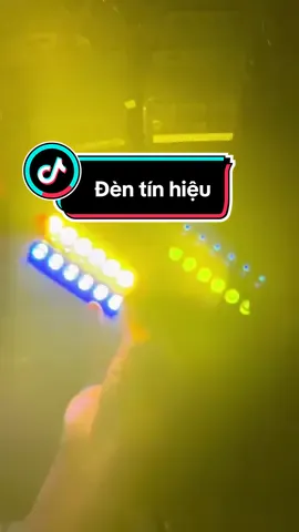 Đèn tín hiệu bên hông xe tải chạy điện 12v và 24v #saulocdoxe #xuhuong #phutungxe #dentinhieu #dencanhbao 