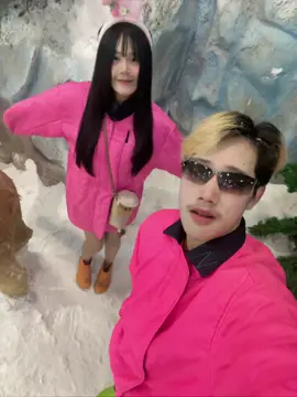ไหนว่าจะพาไปคาเฟ่ถ่ายรูป มาโผล่ดรีมเวิร์ลซะงั้น😂