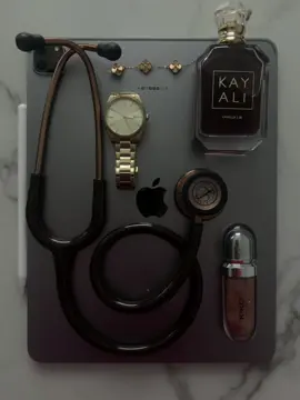 🩺🤎                                           #littmannstethescope #medstudent #moslimtiktok #fyp #autumn @Kayali 