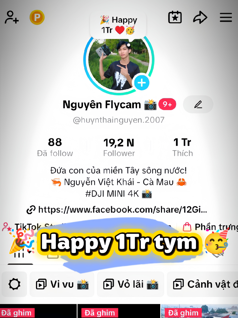 🎉 𝟭.𝟬𝟬𝟬.𝟬𝟬𝟬 ♥️😊 ~~~ Từ con số 0 đến hôm nay chính thức đạt được cột mốc 1 TRIỆU LƯỢT THÍCH sau đúng 567 ngày và 161 video! ❤️ Lúc đầu làm video tưởng chỉ để tự coi cho vui... Ai ngờ lại được mọi người ủng hộ nhiệt tình đến vậy! ☺️ 1 triệu tim không phải là con số quá lớn lao, nhưng đối với mình nó là cả một chặng đường đầy nỗ lực và kỷ niệm. Biết ơn cả nhà mình nhiều lắm! 😘 Con số này không chỉ là của riêng mình, mà là của tất cả những ai đã đồng hành cùng Nguyên Flycam 📸 từ những ngày đầu tiên. 👉 Hành trình còn dài, hứa hẹn sẽ mang đến nhiều thước phim từ trên cao đẹp hơn, thú vị hơn nữa!... Còn bây giờ thì cho mình hét to một tiếng: 