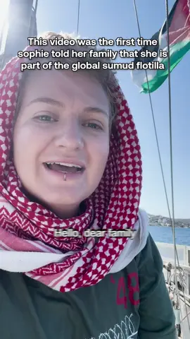 Hier seht ihr wie Sophie Familie davon erfahren hat, dass sie Teil der @Global Sumud Flotilla  ist und Sophie Appell an euch da draußen: Werdet aktiv! ✊ In this video you can see how @sopherlie_ family heard for the first time that she is sailing with the @globalsumudflotilla and her message to you: Mobilize! ✊ #freepalestine #globalsumudflotilla #sailtogaza #actnow #stopthegenocide 