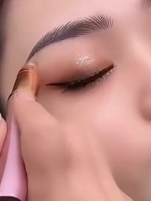 Caneta Depiladora Indolor para Sobrancelhas ✨ Remove fios sem dor, sem irritar e com luz de LED para máxima precisão. Oferta especial por apenas 13,50 com frete grátis!  #TikTokMeFezComprar #depilador #depiladoreletrico #tiktokshop 