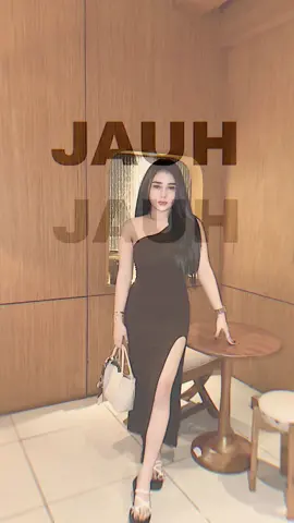 #CapCut #dress #ootdselebgram #spilloutfit #fypage 