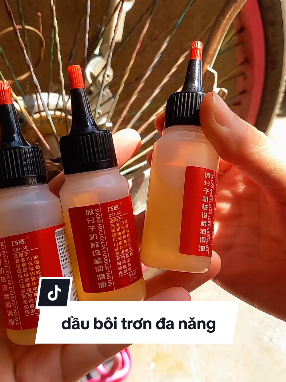 dầu bôi trơn đa năng giành cho máy móc, ổ khóa, xích xe, quạt điện ....#dauboitrondanang #daumayboitron #dotienich #thuhashop90 #xuhuong 