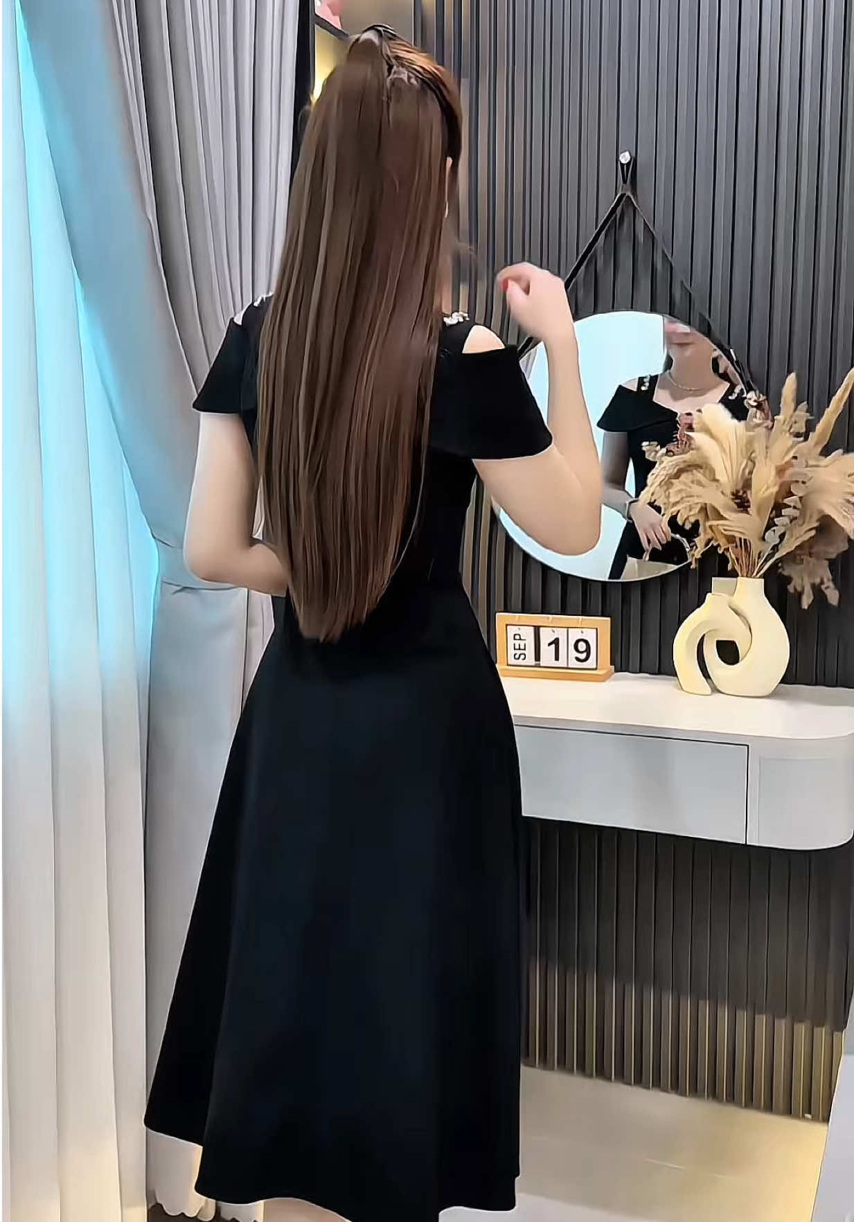 Váy thiết kế xinh sang diện đi chơi đi tiệc quá đẹp ❤️ #vayxinh #vaythietke #vayxinhmoingay #vaydicuoi #xuhuong 