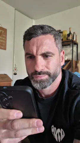 La vie dangereuse, celle qu'on aime #couple #sketch #pourtoi #pourtoipage #humour 