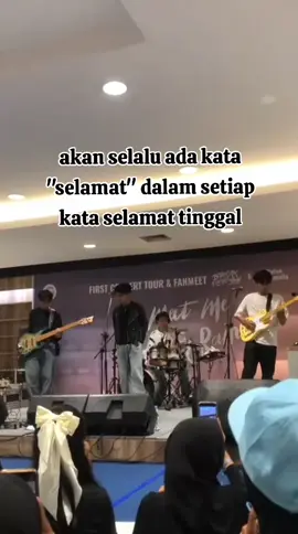 6 hari lagi masuk buku ya?😓😓 #meetmeafterrain #bandungafterrain #fyp @izza @hchchc @Revan @Nathan @jeano__j @wlnnr__ 